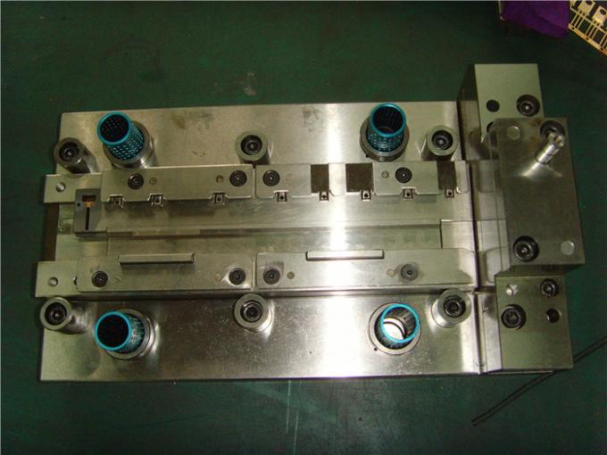 High Speed Precision Automotive Stamping Dies Long Brass Plate Trimming Mold 0