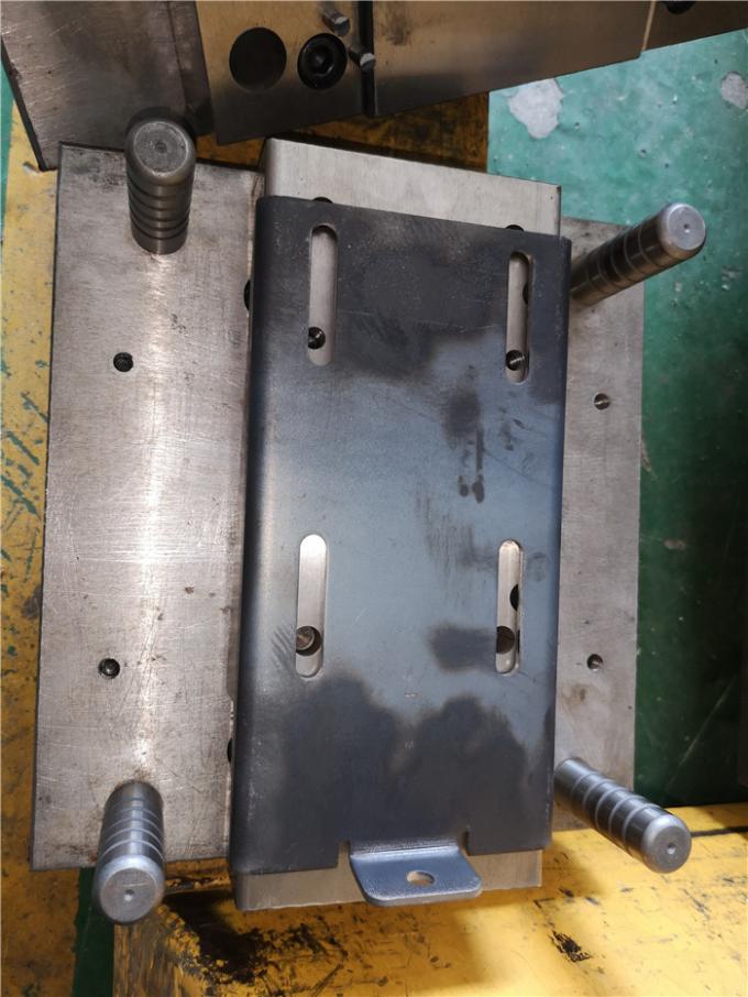 Custom Precision Metal Stamping 2mm Thick Galvanized Zinc Plating Steel Sheet Metal Stamping 3