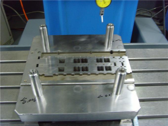 Simple V- Type Progressive Metal Stamping , Bending Machines Stamped Steel Parts  0
